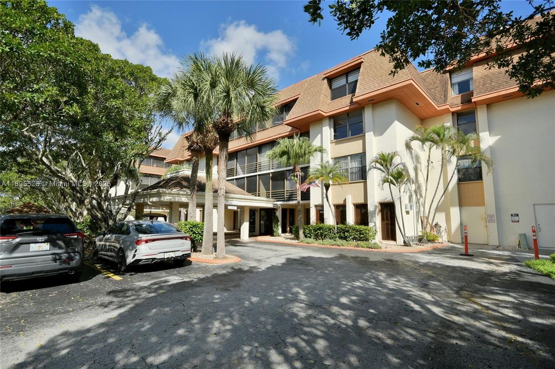 Vendido Recientemente: $155,000 (1 camas, 1 baños, 795 Pies cuadrados)