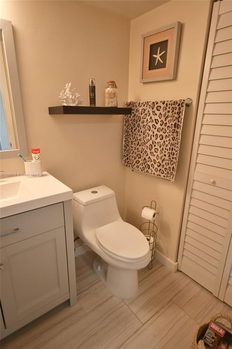 Vendido Recientemente: $155,000 (1 camas, 1 baños, 795 Pies cuadrados)