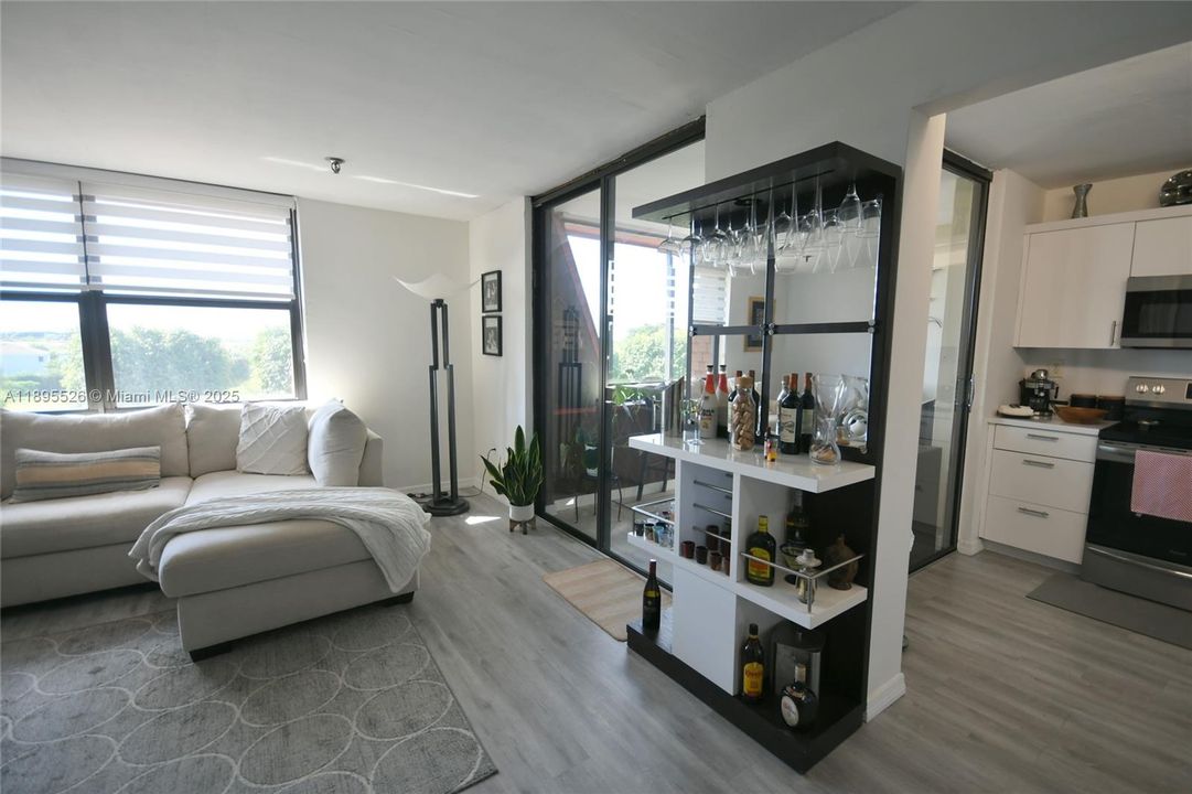 Vendido Recientemente: $155,000 (1 camas, 1 baños, 795 Pies cuadrados)