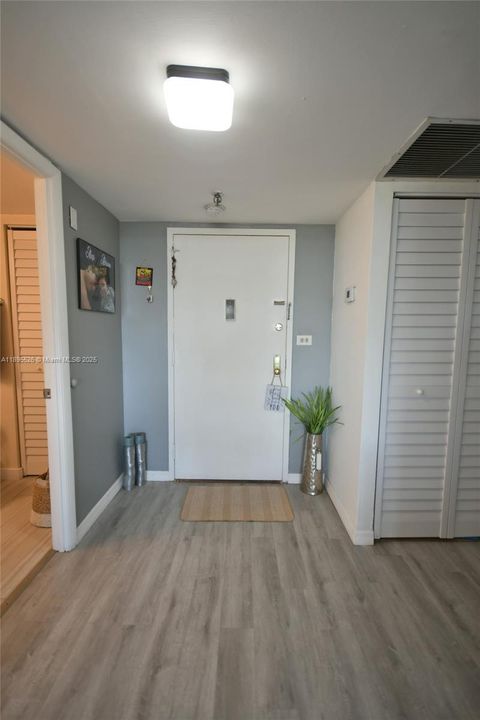 Vendido Recientemente: $155,000 (1 camas, 1 baños, 795 Pies cuadrados)