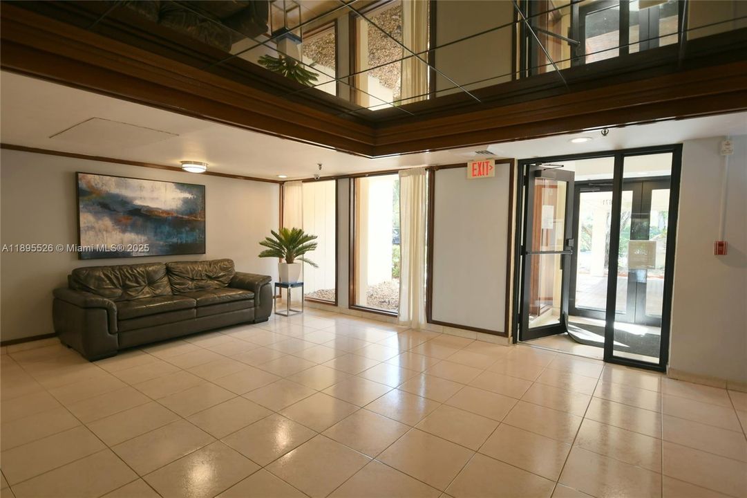 Vendido Recientemente: $155,000 (1 camas, 1 baños, 795 Pies cuadrados)