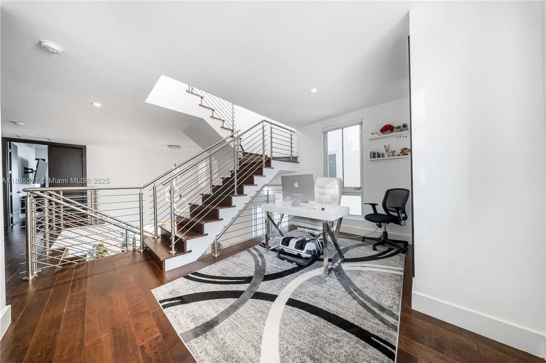 For Sale: $1,575,000 (4 beds, 4 baths, 3448 Square Feet)