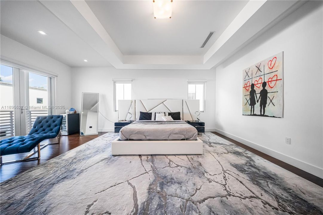 For Sale: $1,575,000 (4 beds, 4 baths, 3448 Square Feet)