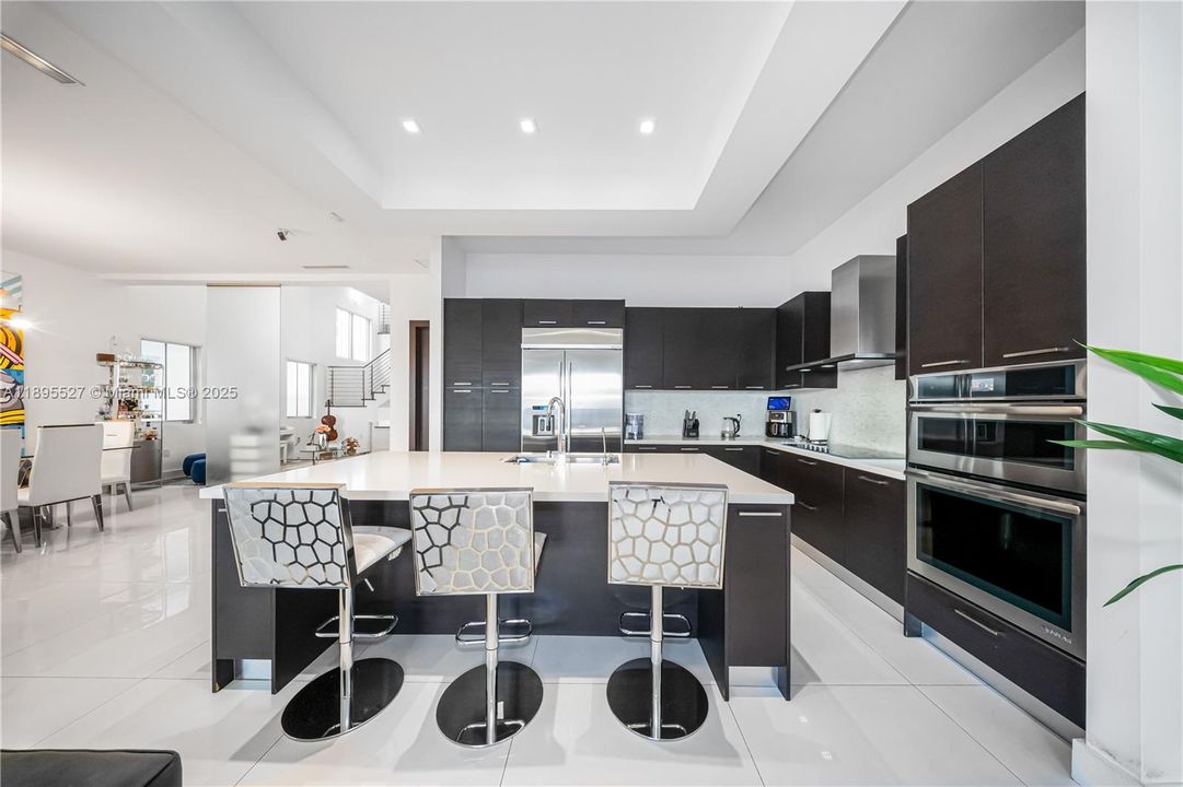 For Sale: $1,575,000 (4 beds, 4 baths, 3448 Square Feet)