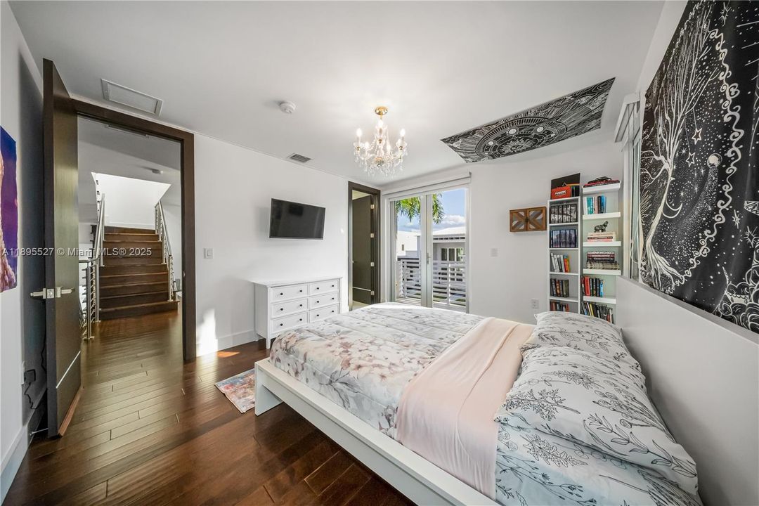 For Sale: $1,575,000 (4 beds, 4 baths, 3448 Square Feet)