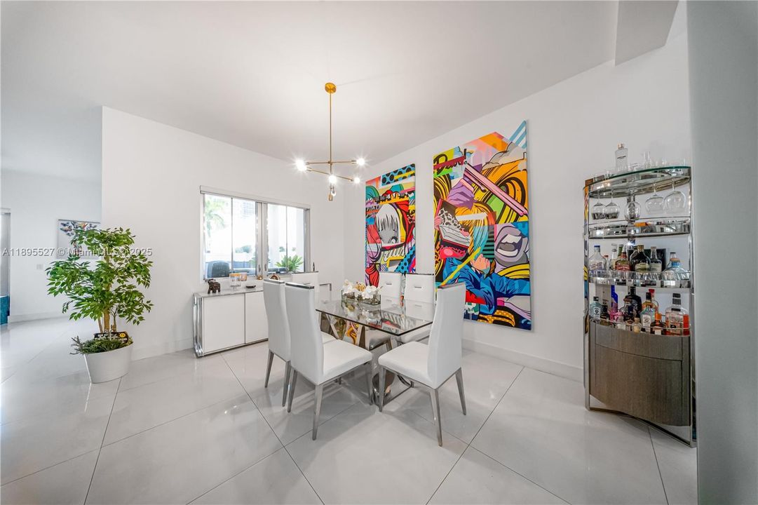 For Sale: $1,575,000 (4 beds, 4 baths, 3448 Square Feet)