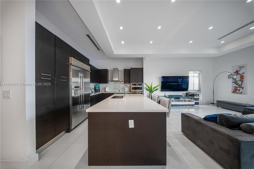 For Sale: $1,575,000 (4 beds, 4 baths, 3448 Square Feet)