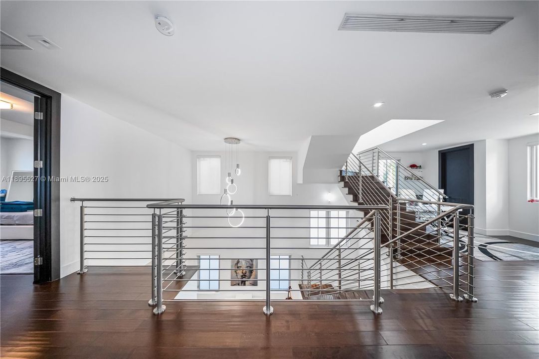 For Sale: $1,575,000 (4 beds, 4 baths, 3448 Square Feet)