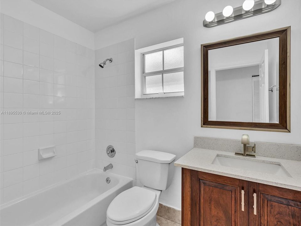 На продажу: $669,000 (3 спален, 2 ванн, 1615 Квадратных фут)