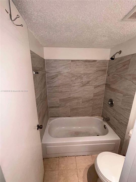 Activo con contrato: $1,550 (1 camas, 1 baños, 620 Pies cuadrados)