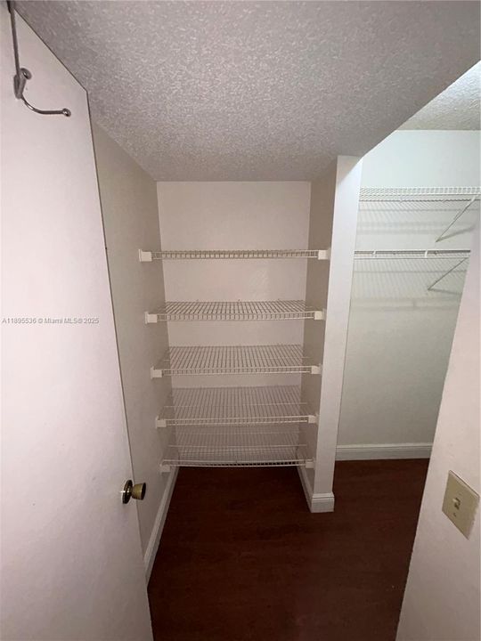 Activo con contrato: $1,550 (1 camas, 1 baños, 620 Pies cuadrados)