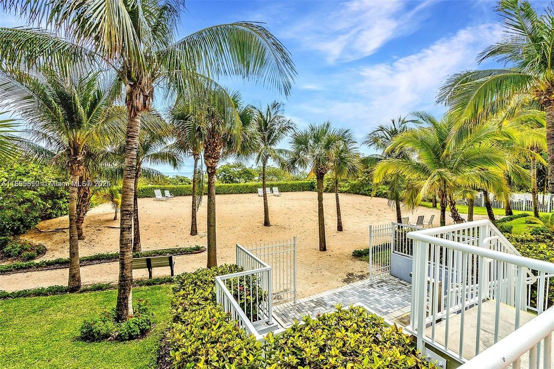 En Venta: $825,000 (2 camas, 2 baños, 1277 Pies cuadrados)