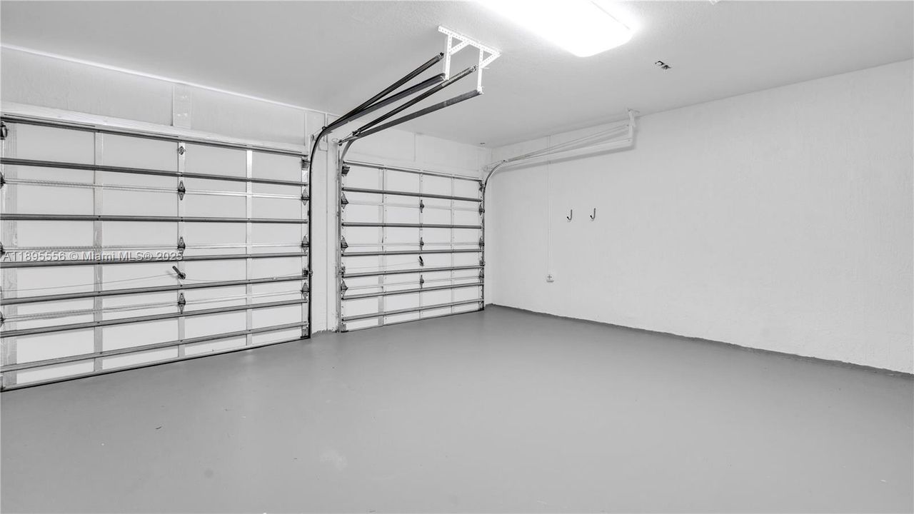 Недавно арендовано: $5,300 (5 спален, 4 ванн, 3017 Квадратных фут)