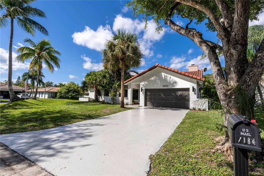 For Sale: $855,900 (4 beds, 2 baths, 0 Square Feet)