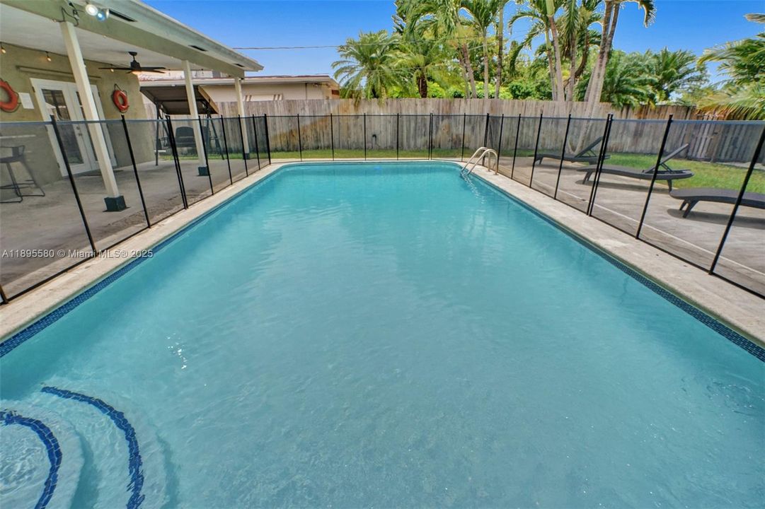 最近租的: $5,500 (4 贝兹, 2 浴室, 2061 平方英尺)