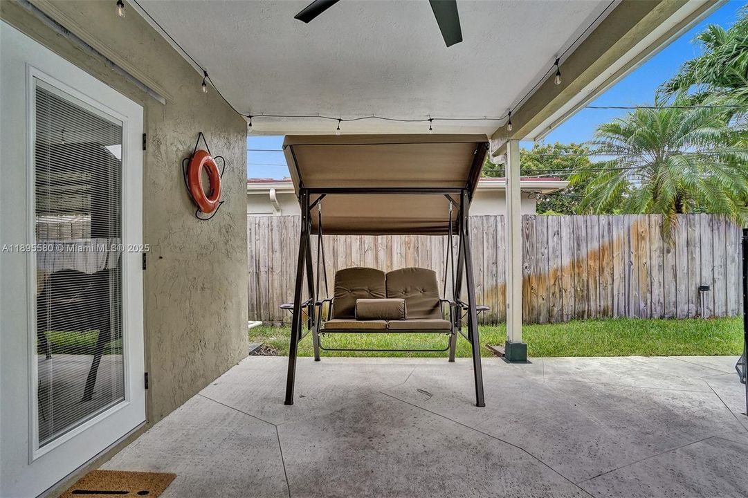 最近租的: $5,500 (4 贝兹, 2 浴室, 2061 平方英尺)