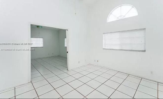 На продажу: $799,000 (5 спален, 4 ванн, 0 Квадратных фут)