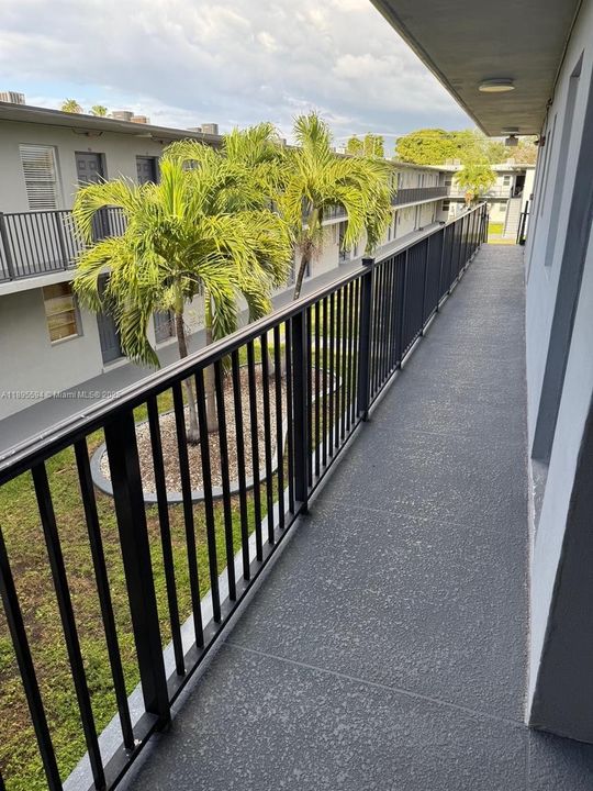 En Venta: $298,000 (2 camas, 1 baños, 816 Pies cuadrados)