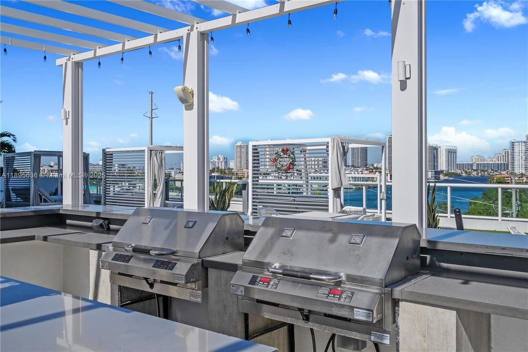 For Sale: $1,250,000 (3 beds, 3 baths, 1686 Square Feet)