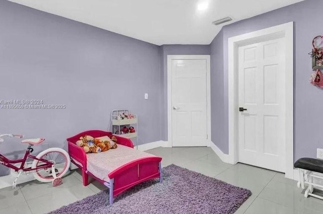 For Rent: $5,500 (4 beds, 4 baths, 3114 Square Feet)