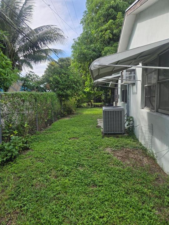 Active With Contract: $375,000 (4 beds, 2 baths, 1896 Square Feet)