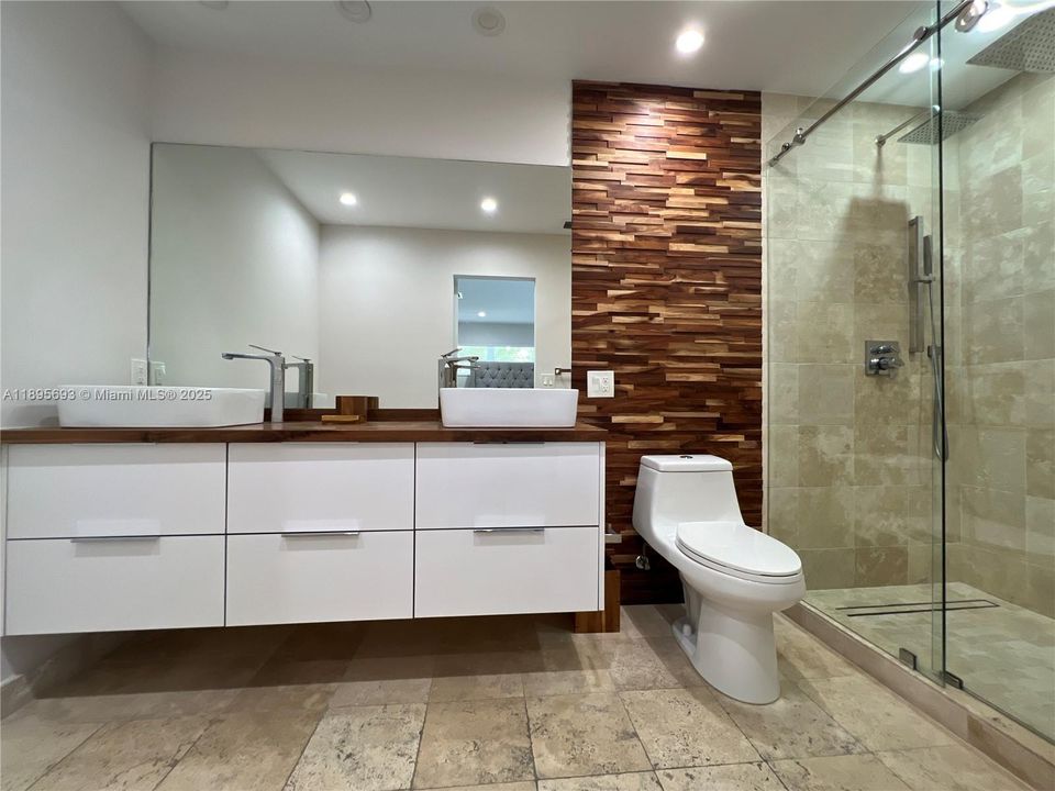 En Renta: $5,800 (4 camas, 2 baños, 1862 Pies cuadrados)