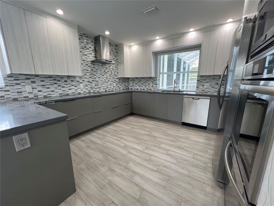 En Renta: $5,800 (4 camas, 2 baños, 1862 Pies cuadrados)