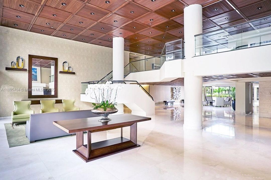 For Rent: $4,400 (1 beds, 1 baths, 1134 Square Feet)