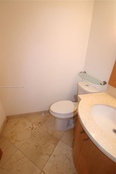 For Rent: $4,400 (1 beds, 1 baths, 1134 Square Feet)