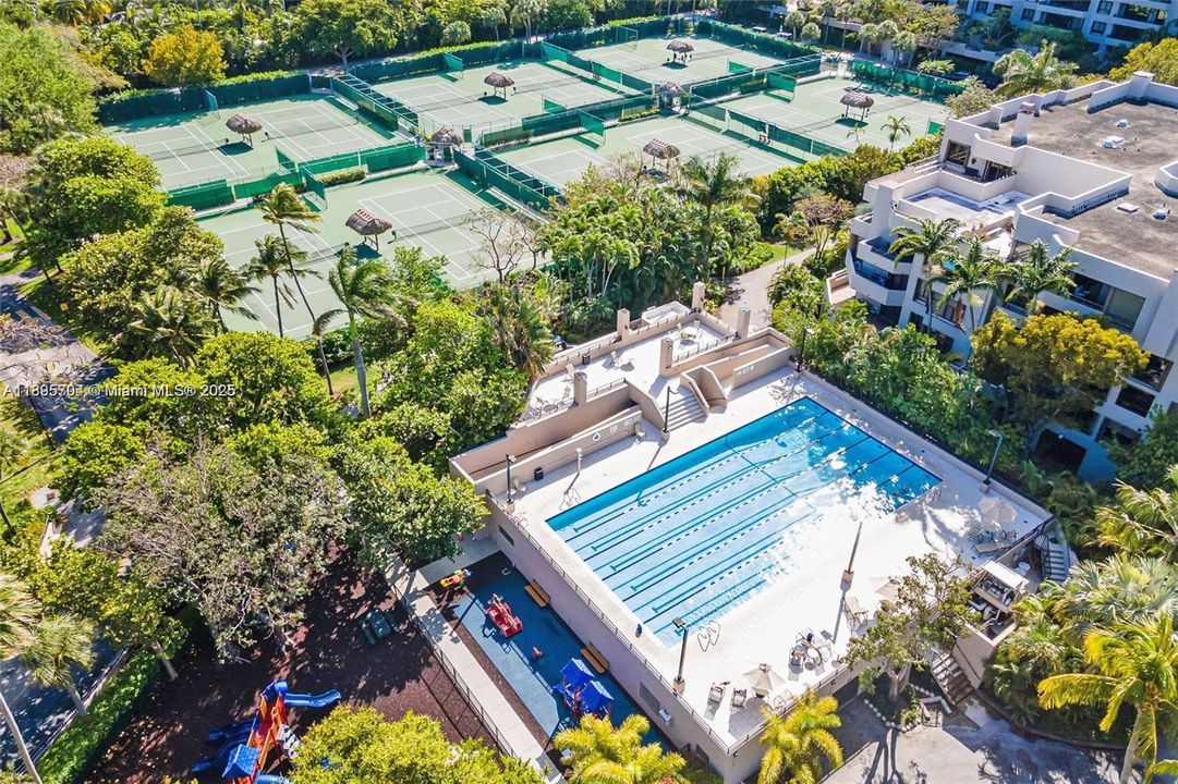 For Rent: $4,400 (1 beds, 1 baths, 1134 Square Feet)