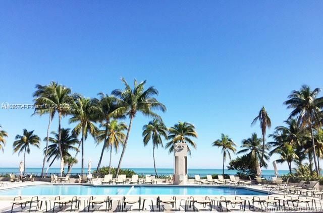 For Rent: $4,400 (1 beds, 1 baths, 1134 Square Feet)