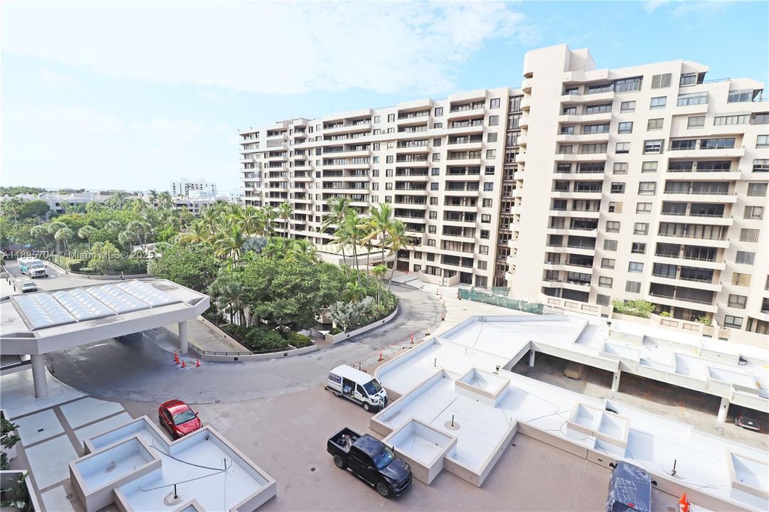 For Rent: $4,400 (1 beds, 1 baths, 1134 Square Feet)