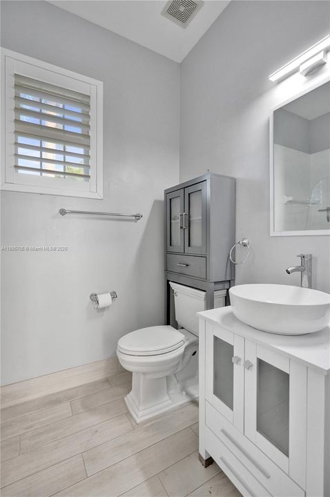 En Venta: $1,389,000 (7 camas, 5 baños, 3796 Pies cuadrados)