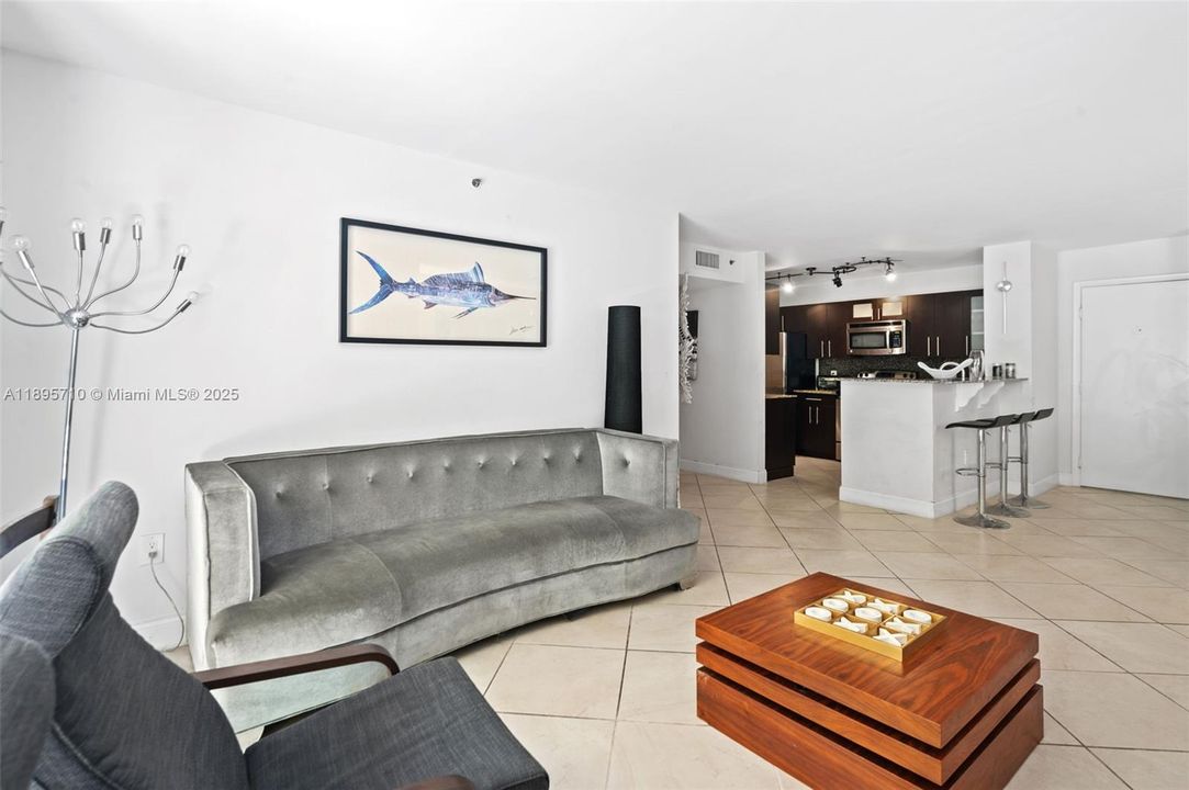 Recently Sold: $429,900 (2 beds, 2 baths, 1100 Square Feet)