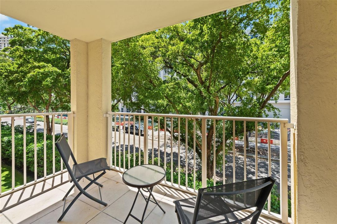 Recently Sold: $429,900 (2 beds, 2 baths, 1100 Square Feet)