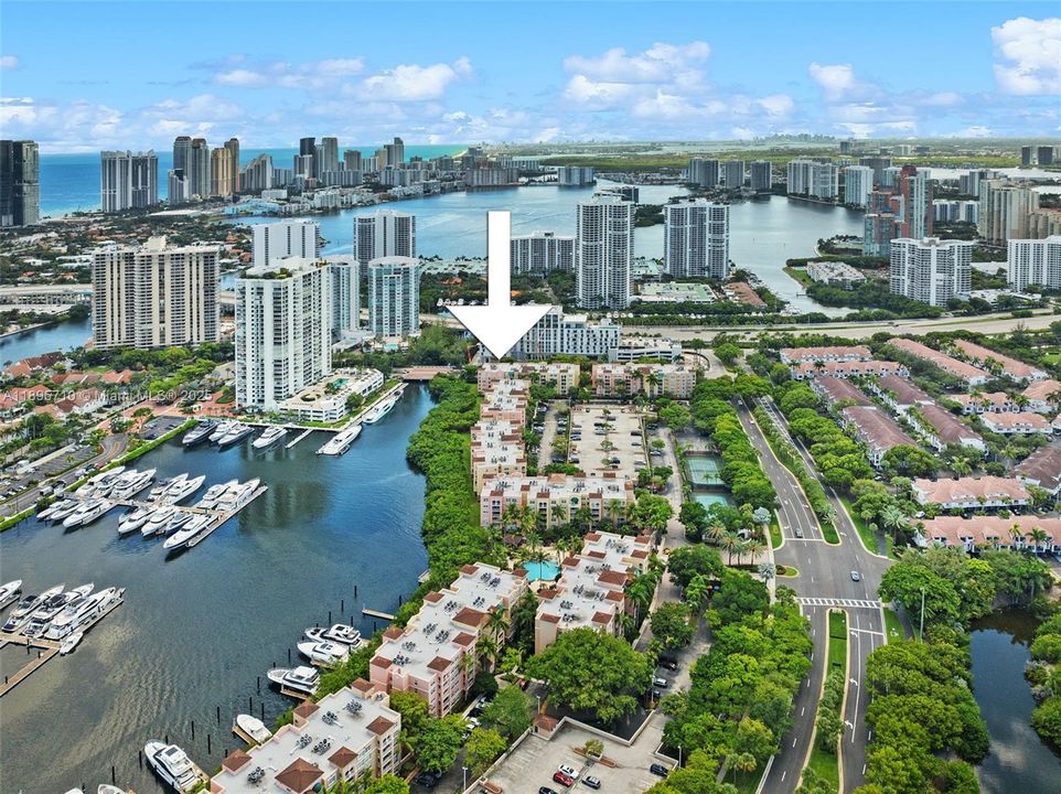 Recently Sold: $429,900 (2 beds, 2 baths, 1100 Square Feet)