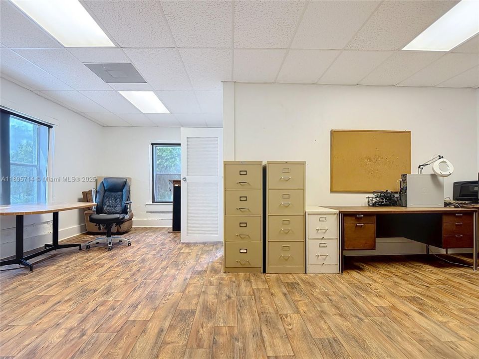 待售: $950,000 (0 贝兹, 0 浴室, 0 平方英尺)