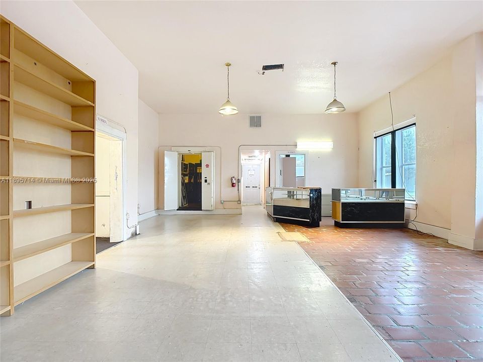 待售: $950,000 (0 贝兹, 0 浴室, 0 平方英尺)