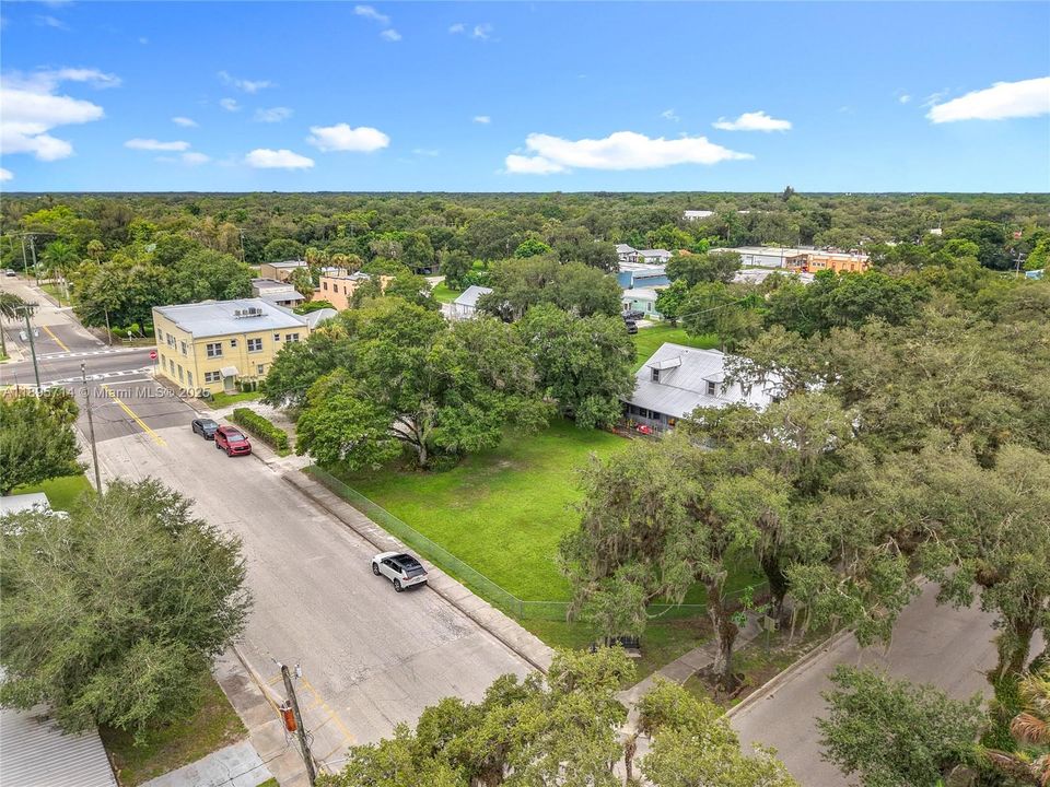 待售: $950,000 (0 贝兹, 0 浴室, 0 平方英尺)