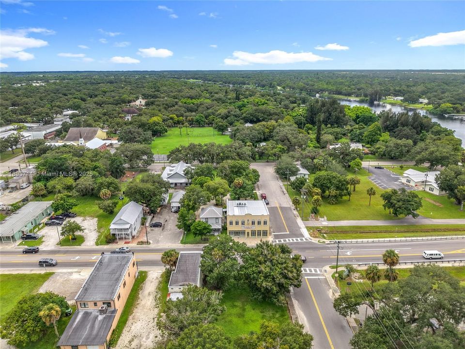 待售: $950,000 (0 贝兹, 0 浴室, 0 平方英尺)