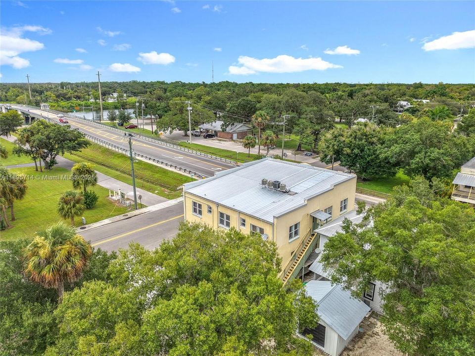 待售: $950,000 (0 贝兹, 0 浴室, 0 平方英尺)