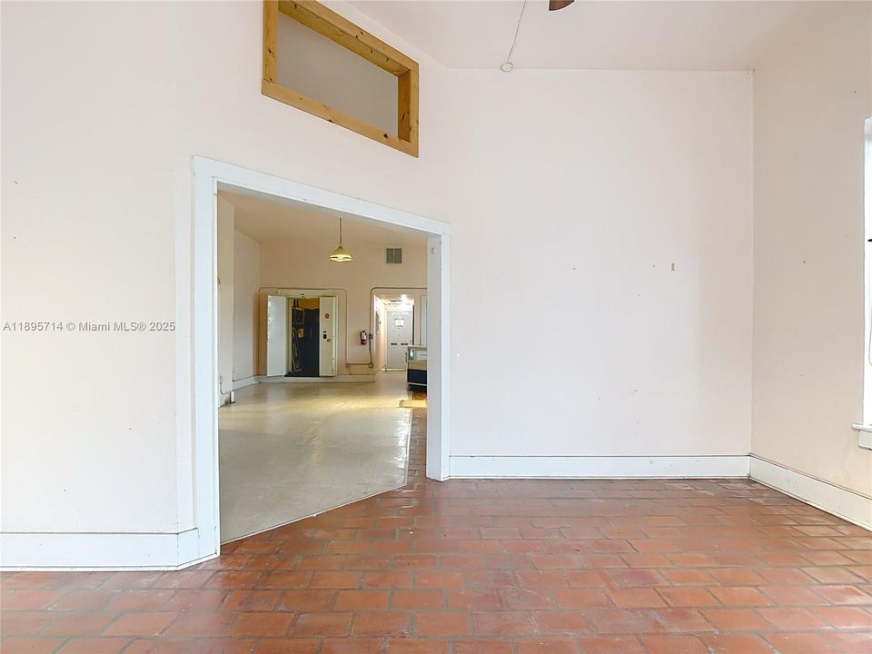 待售: $950,000 (0 贝兹, 0 浴室, 0 平方英尺)