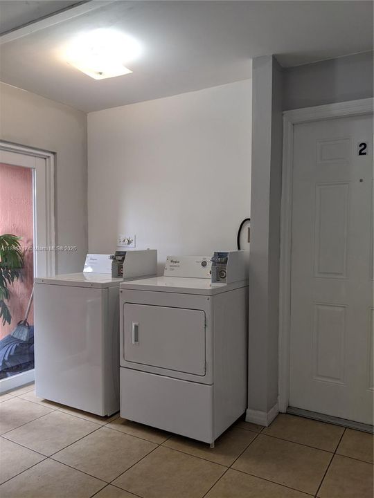 Недавно арендовано: $950 (1 спален, 1 ванн, 1547 Квадратных фут)