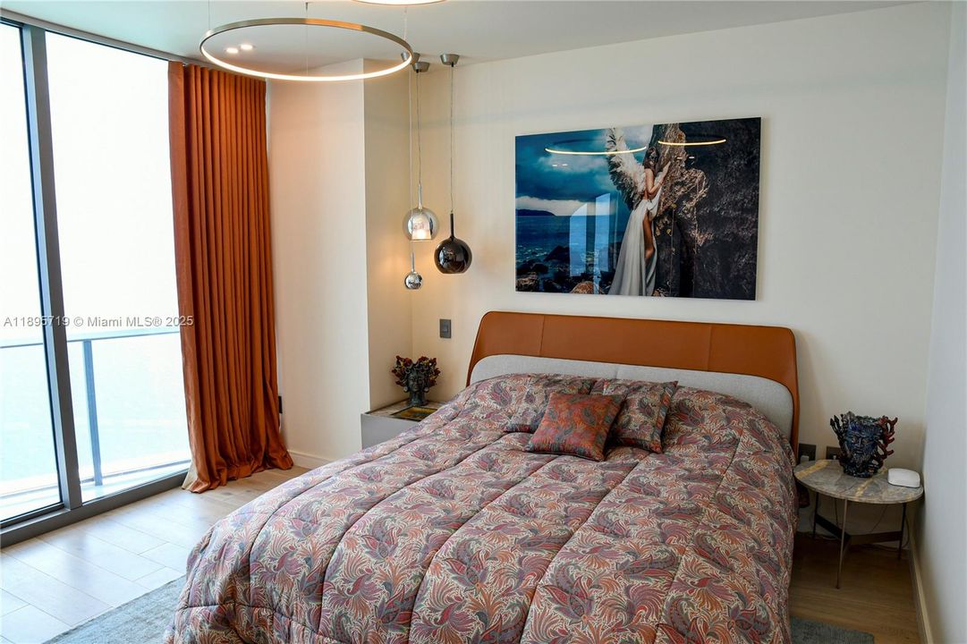 For Rent: $23,000 (2 beds, 2 baths, 1447 Square Feet)