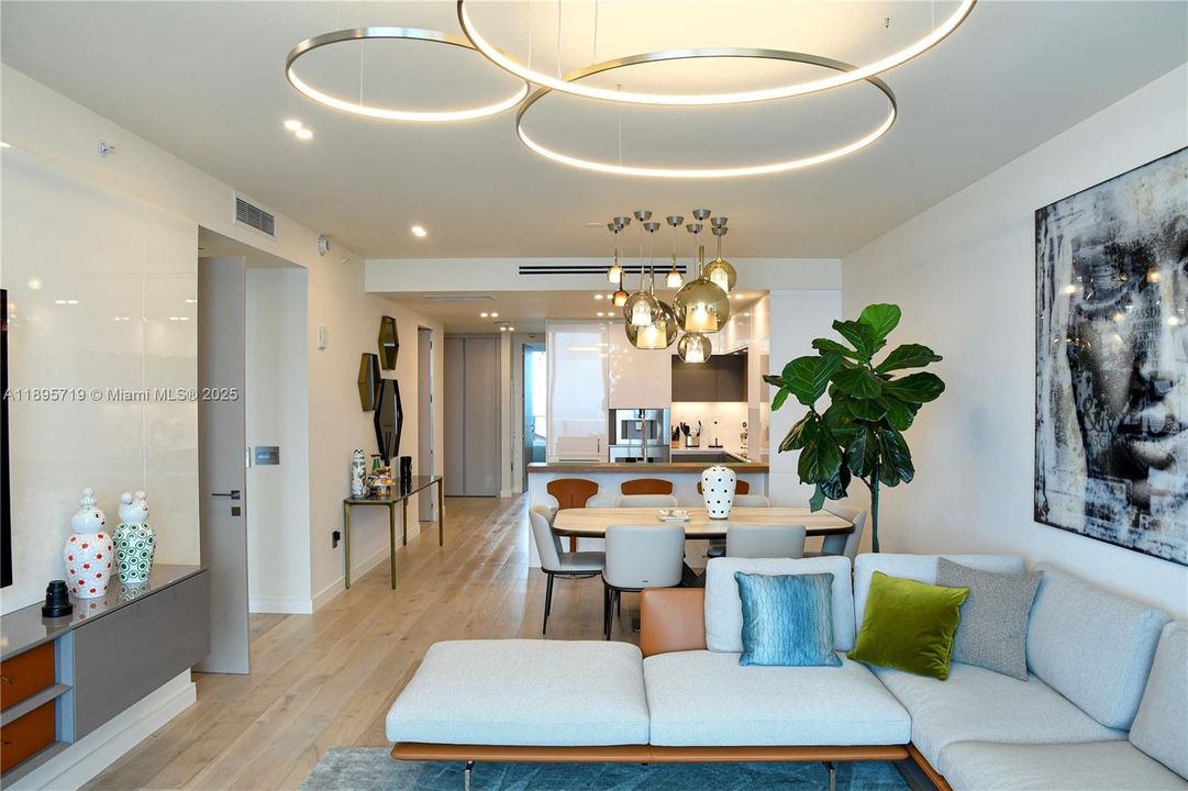 For Rent: $23,000 (2 beds, 2 baths, 1447 Square Feet)