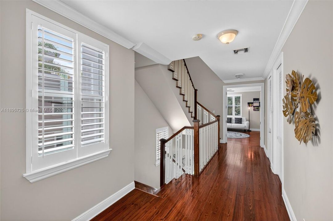 Active With Contract: $1,450,000 (3 beds, 3 baths, 2707 Square Feet)