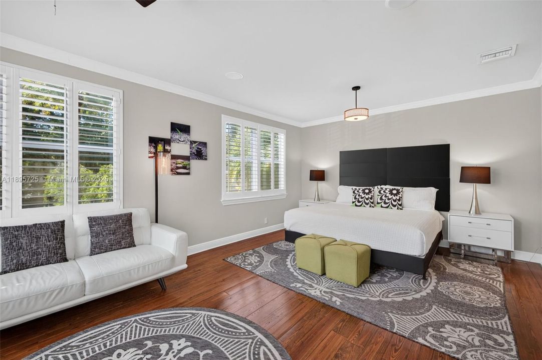 Active With Contract: $1,450,000 (3 beds, 3 baths, 2707 Square Feet)