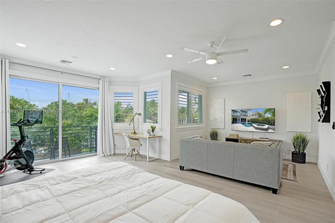 2nd Floor Master Bedroom