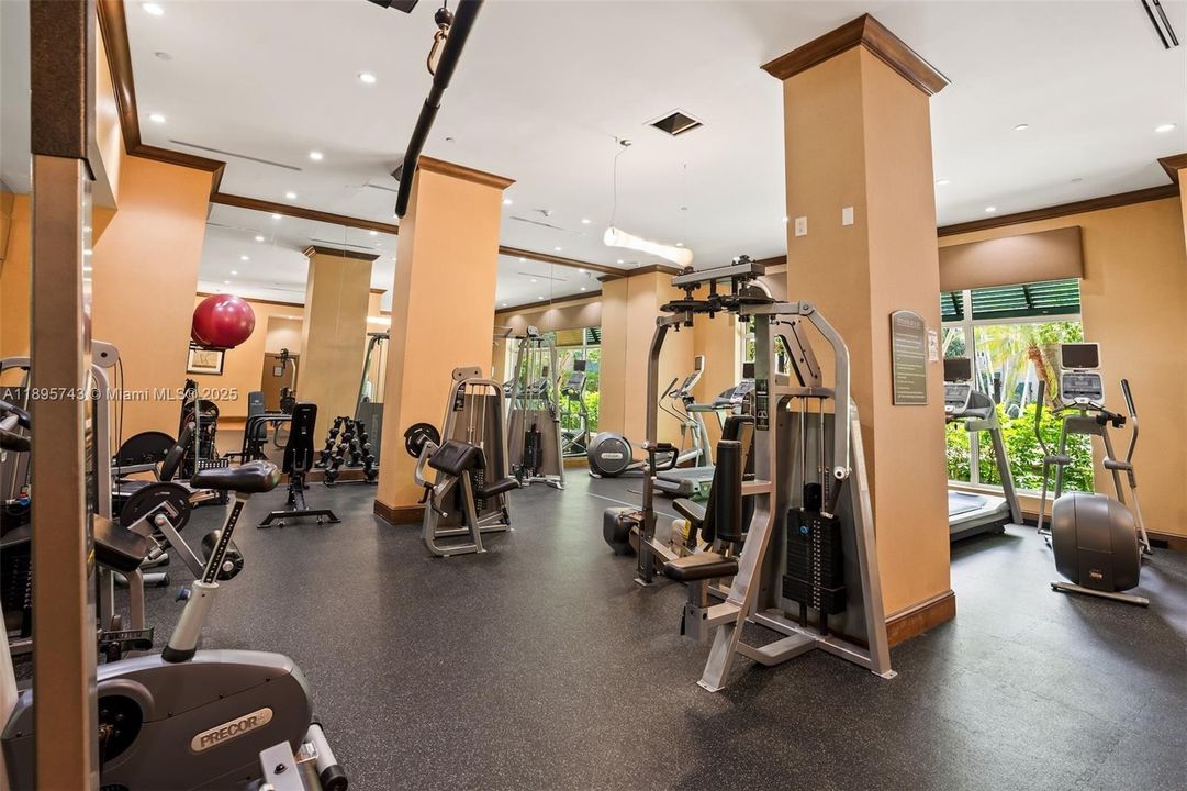 Activo con contrato: $3,250 (3 camas, 2 baños, 1495 Pies cuadrados)