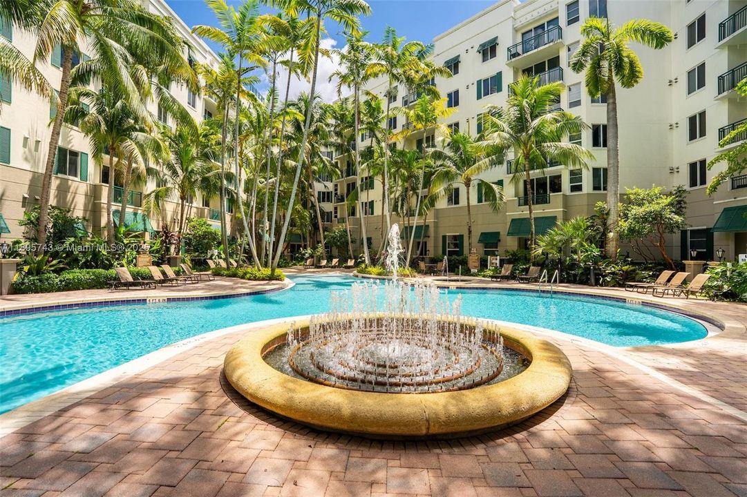 Activo con contrato: $3,250 (3 camas, 2 baños, 1495 Pies cuadrados)